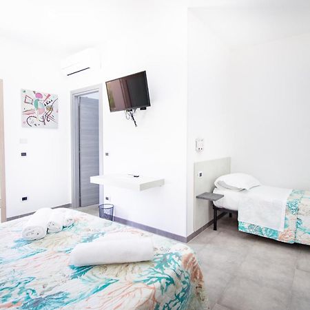 S'Omu E Chicchinu Rooms Cardedu Luaran gambar